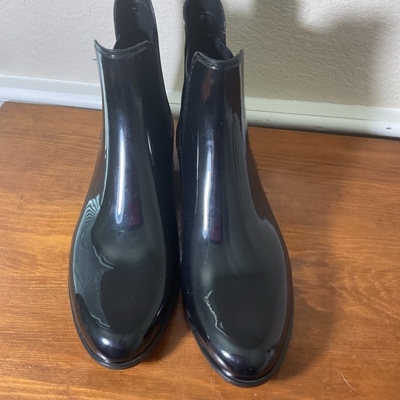 Sam Edelman Womens Black Almond Toe Pull On Ankle Chelsea Rain Boots Size 11 EUC - Picture 2 of 9